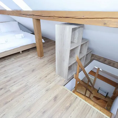 Beethoven アパートホテル