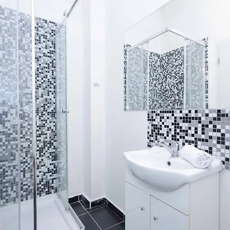 アパートホテル Beethoven 3*