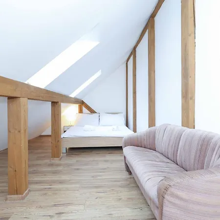 Beethoven מלון דירות